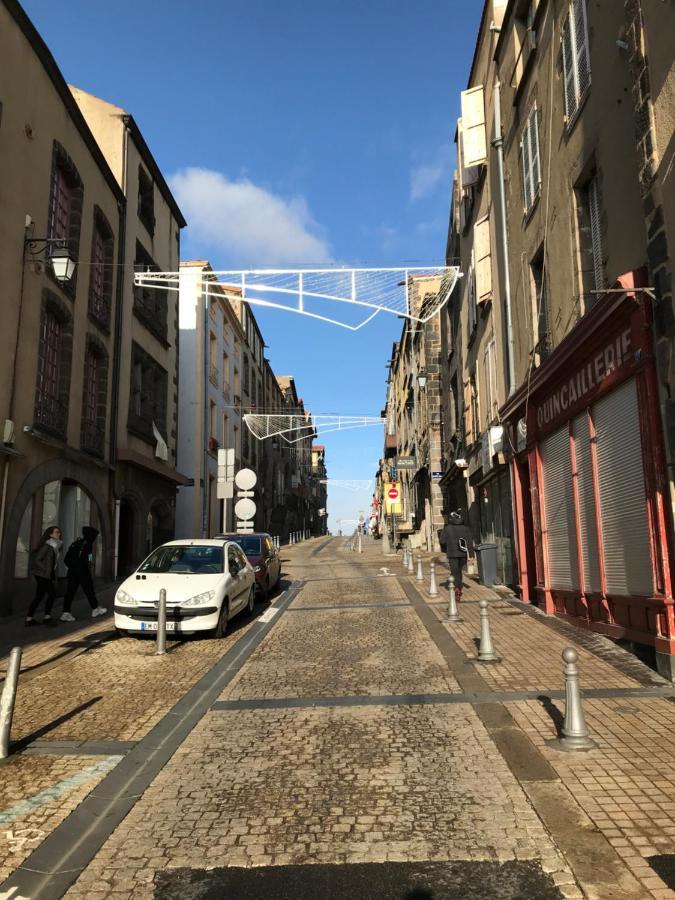 3 Chambres En Lit Double, 6 Personnes, Dans Appartement Entierement Renove, 70 M2 , Wifi,Climatisation, Tres Calme , Tout Equipe,Lit Bebe Clermont-Ferrand Ngoại thất bức ảnh